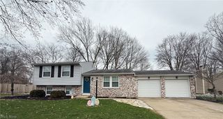 531 Heatherwood Drive SE, Warren, OH 44484