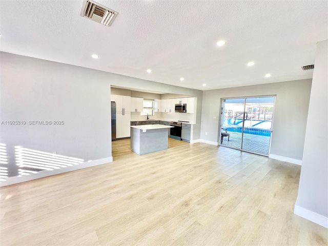 3801 N 66th Ave 3801, Hollywood, FL 33024