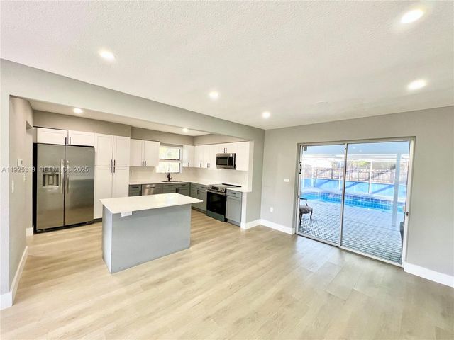 3801 N 66th Ave 3801, Hollywood, FL 33024