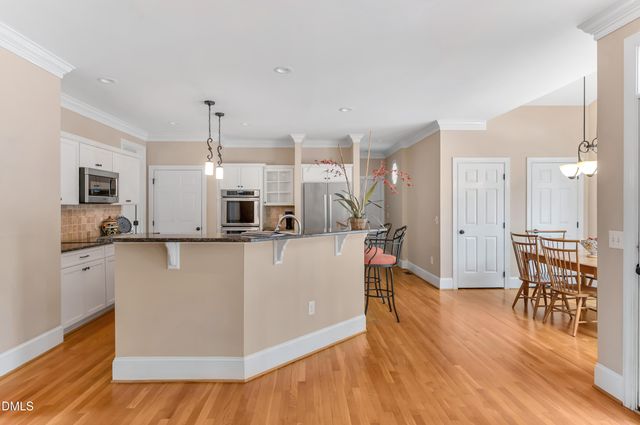 101 Collinson Drive, Chapel Hill, NC 27514