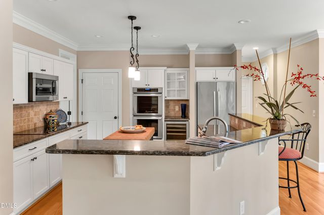 101 Collinson Drive, Chapel Hill, NC 27514