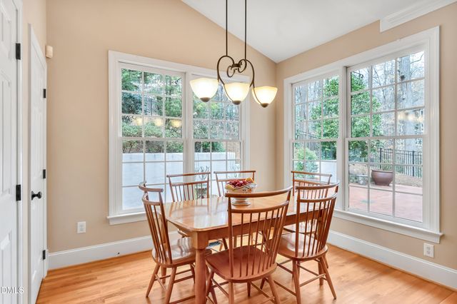 101 Collinson Drive, Chapel Hill, NC 27514