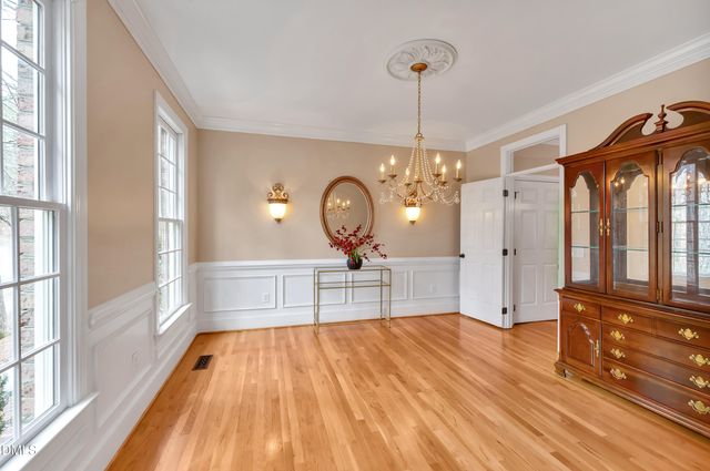 101 Collinson Drive, Chapel Hill, NC 27514