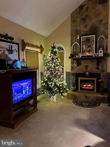 1308 WHITINGS NECK RD, Martinsburg, WV 25404