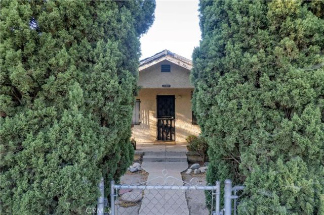 4102 Sequoia Street, Los Angeles, CA 90039