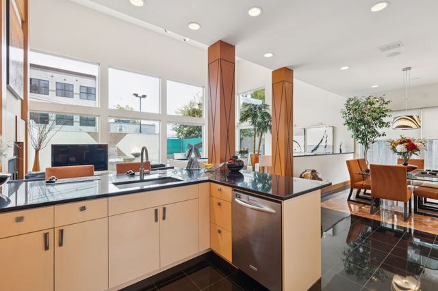 5730 W Amherst Avenue, Dallas, TX 75209