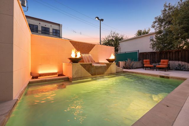 5730 W Amherst Avenue, Dallas, TX 75209