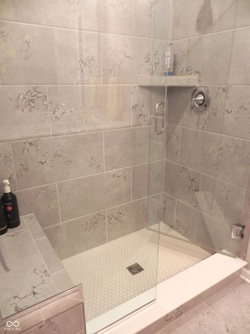 721 Stone Trace Court, Avon, IN 46123