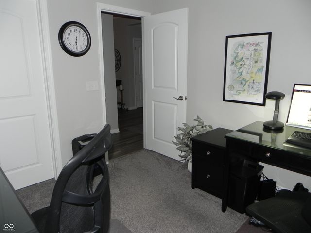 721 Stone Trace Court, Avon, IN 46123