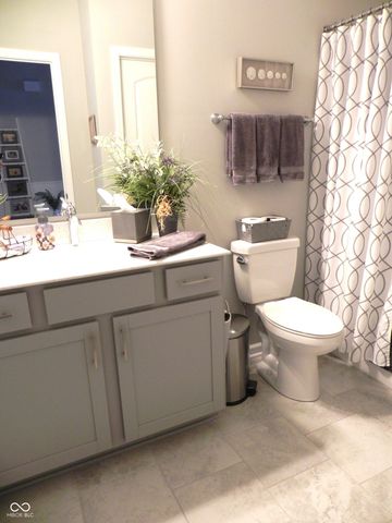 721 Stone Trace Court, Avon, IN 46123