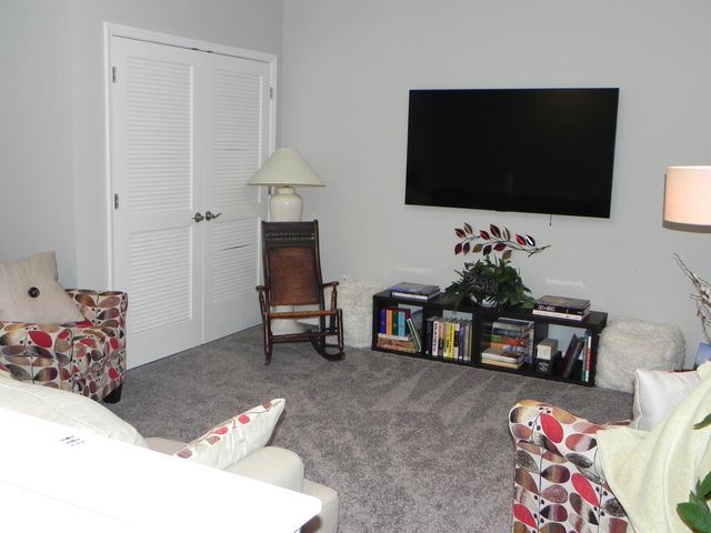 721 Stone Trace Court, Avon, IN 46123