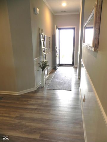 721 Stone Trace Court, Avon, IN 46123