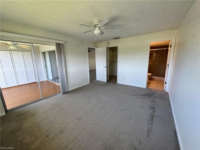 5667 Rattlesnake Hamm RD N B-301, Naples, FL 34113