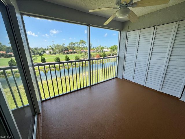 5667 Rattlesnake Hamm RD N B-301, Naples, FL 34113
