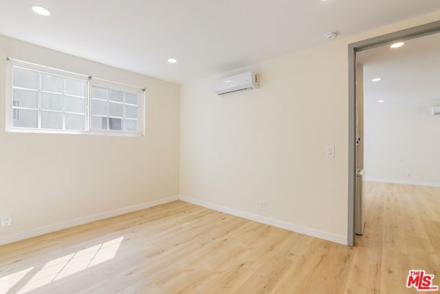 835 S Sherbourne Drive 2, Los Angeles, CA 90035