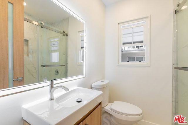 835 S Sherbourne Drive 2, Los Angeles, CA 90035