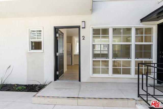 835 S Sherbourne Drive 2, Los Angeles, CA 90035