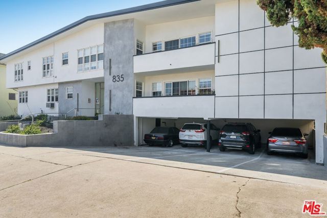 835 S Sherbourne Drive 2, Los Angeles, CA 90035