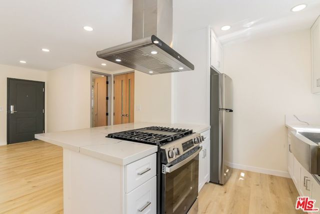 835 S Sherbourne Drive 2, Los Angeles, CA 90035