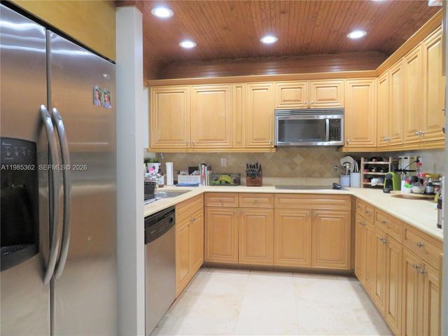 201 Crandon Blvd 1226, Key Biscayne, FL 33149