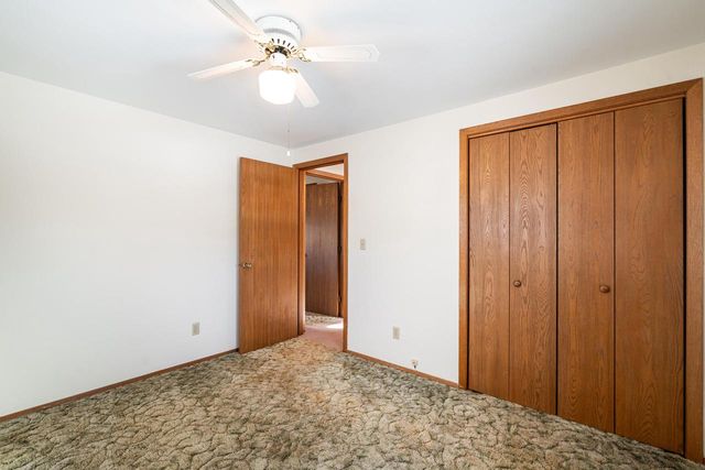 2938 Stonebridge DRIVE, Racine, WI 53404