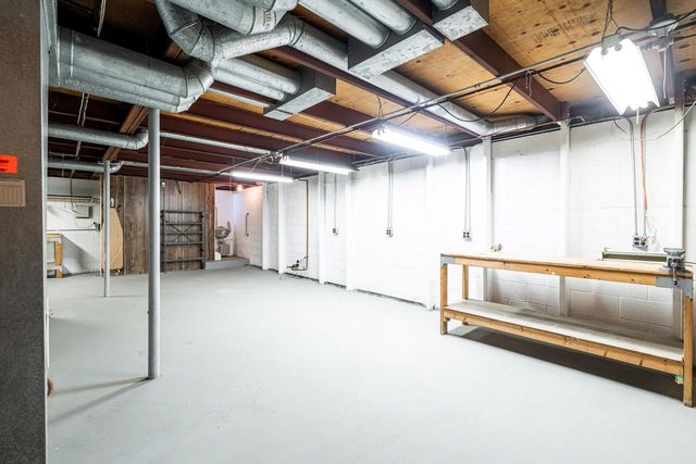 2938 Stonebridge DRIVE, Racine, WI 53404