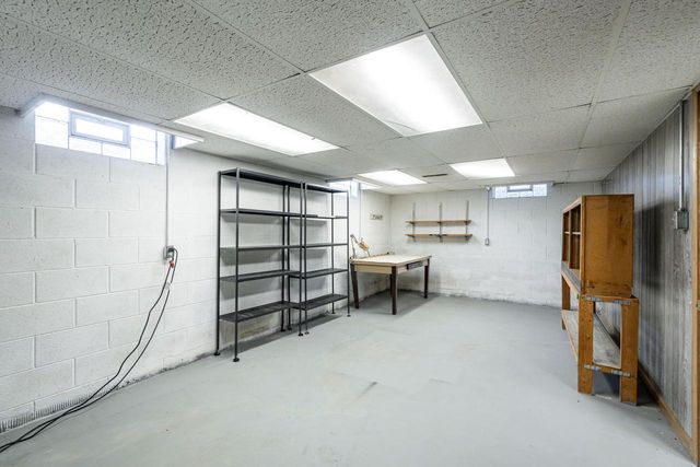 2938 Stonebridge DRIVE, Racine, WI 53404