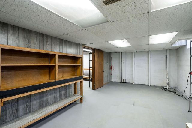 2938 Stonebridge DRIVE, Racine, WI 53404