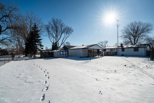 2938 Stonebridge DRIVE, Racine, WI 53404