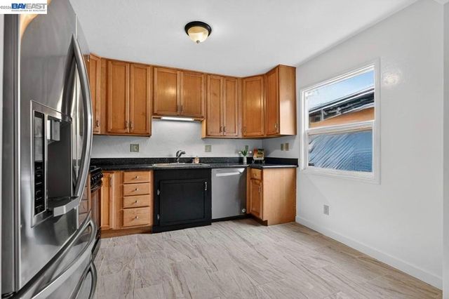 24657 Leona Dr, Hayward, CA 94542