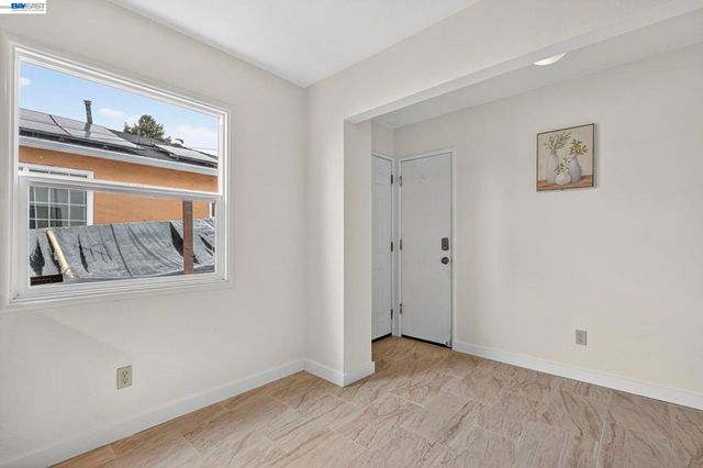 24657 Leona Dr, Hayward, CA 94542