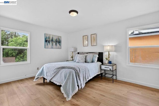 24657 Leona Dr, Hayward, CA 94542