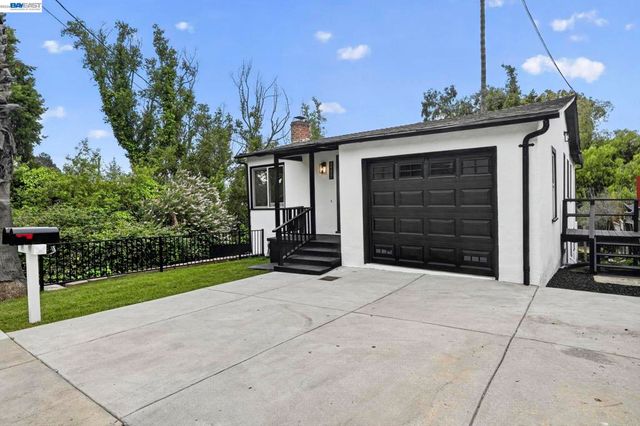 24657 Leona Dr, Hayward, CA 94542