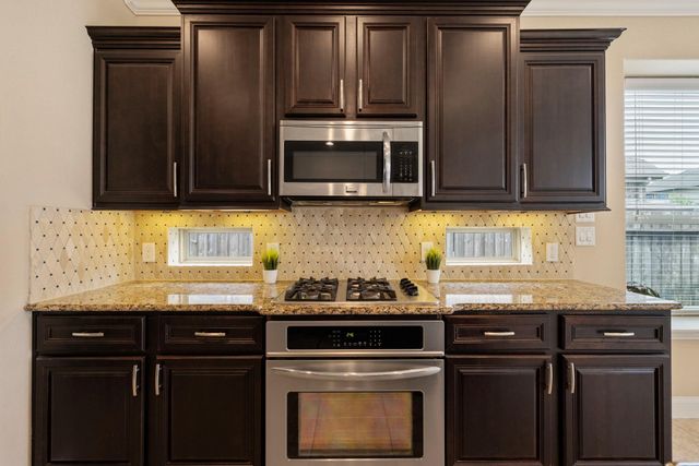 21350 Auburn Reach Drive, Porter, TX 77365