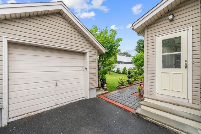 79 COLUMBIA ST, Wood-ridge, NJ 07075
