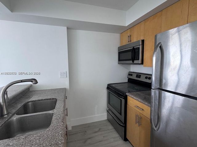 850 N Miami Avenue W2108, Miami, FL 33136