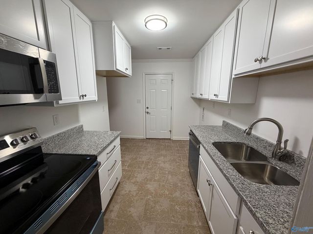 125 Liza Lane, Madison, AL 35758