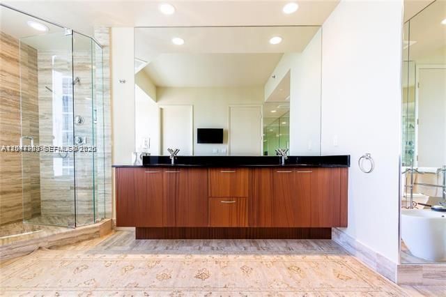 16001 Collins Avenue 1106, Sunny Isles Beach, FL 33160