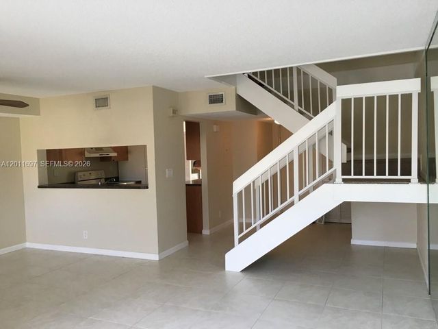 7885 NW 7th Ct 406, Plantation, FL 33324
