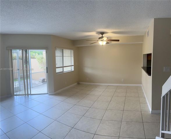 7885 NW 7th Ct 406, Plantation, FL 33324