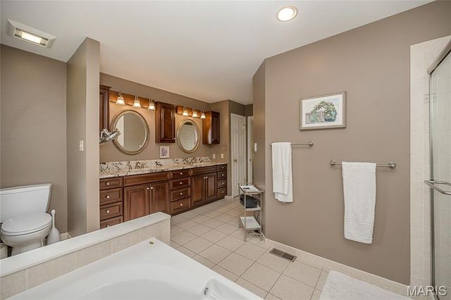 14012 Wethersfield Terrace Court, Chesterfield, MO 63017