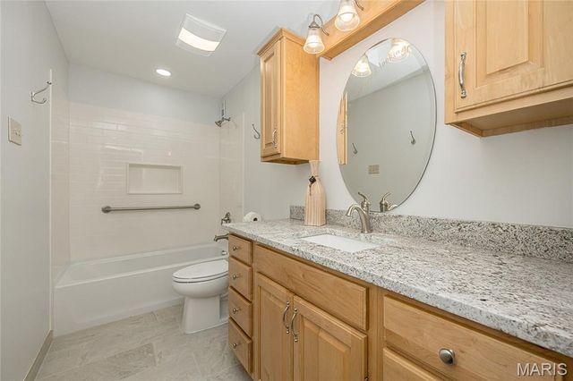 14012 Wethersfield Terrace Court, Chesterfield, MO 63017