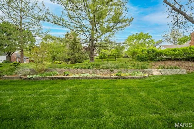 14012 Wethersfield Terrace Court, Chesterfield, MO 63017