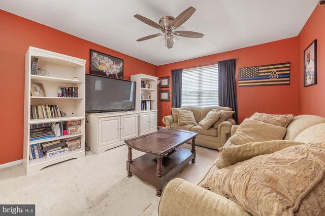 87 DEER HORN DR, Mount Royal, NJ 08061