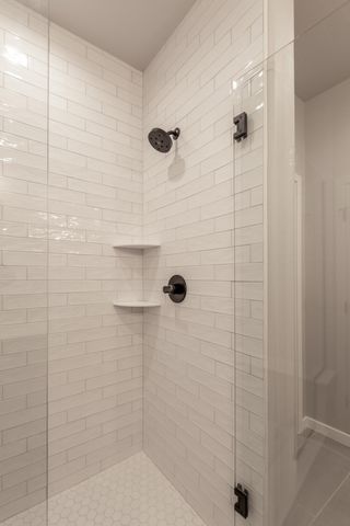 4176 Arthur Drive S, Fargo, ND 58104