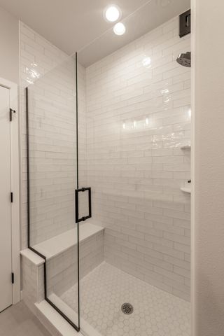 4176 Arthur Drive S, Fargo, ND 58104