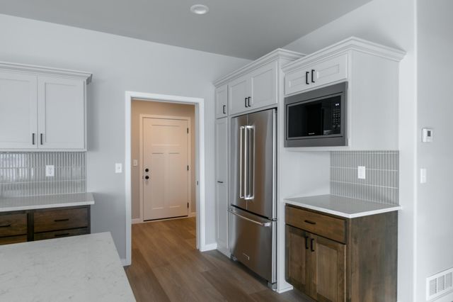 4176 Arthur Drive S, Fargo, ND 58104