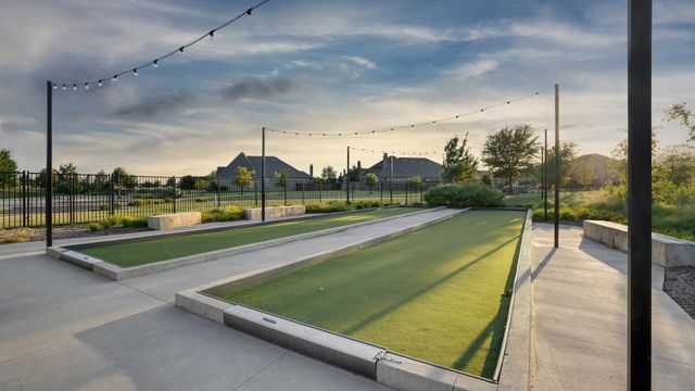 124 Village Creek Drive, Mckinney, TX 75071