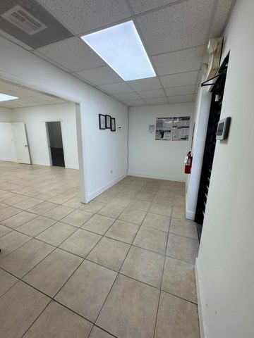 2710 NW 72nd Avenue, Miami, FL 33122