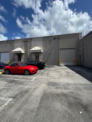 2710 NW 72nd Avenue, Miami, FL 33122